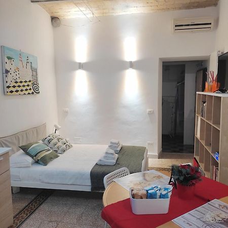 Grazioso Loft Vicino A San Giovanni E Metro C Рим Екстер'єр фото