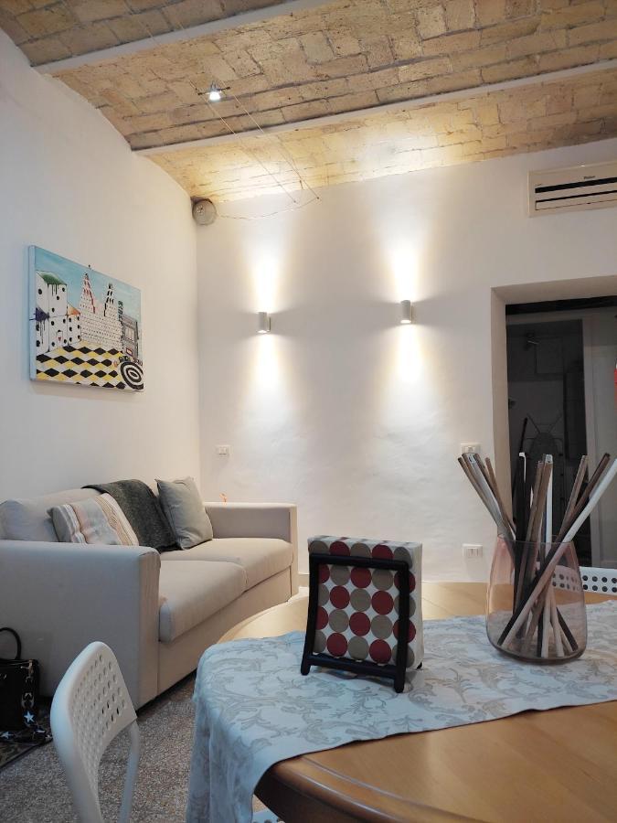 Grazioso Loft Vicino A San Giovanni E Metro C Рим Екстер'єр фото