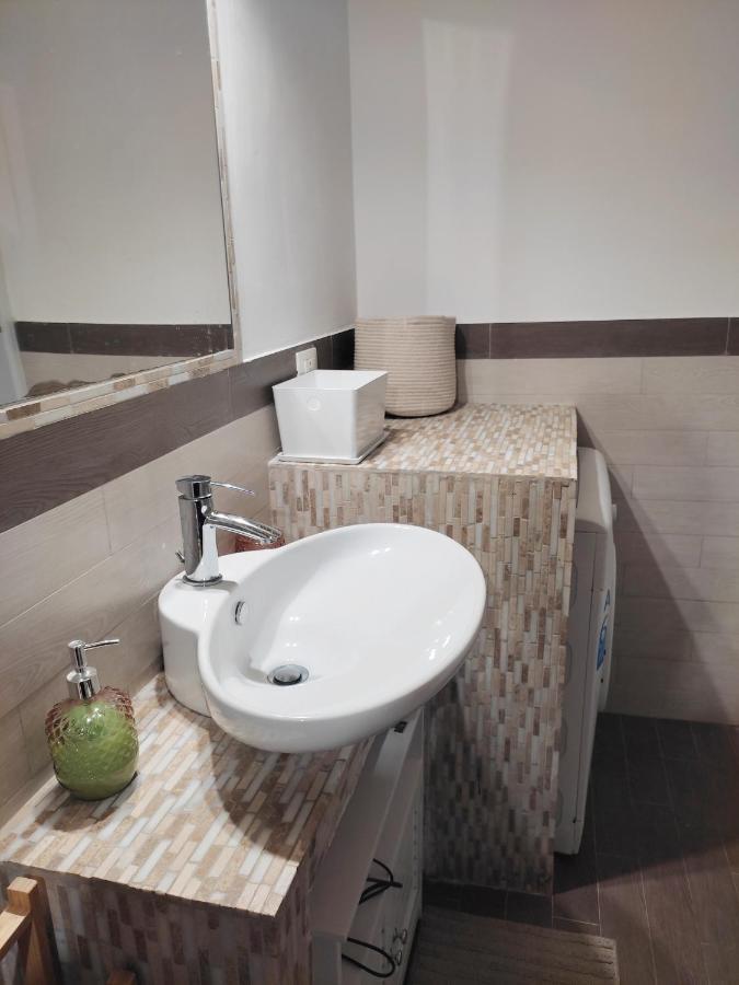 Grazioso Loft Vicino A San Giovanni E Metro C Рим Екстер'єр фото