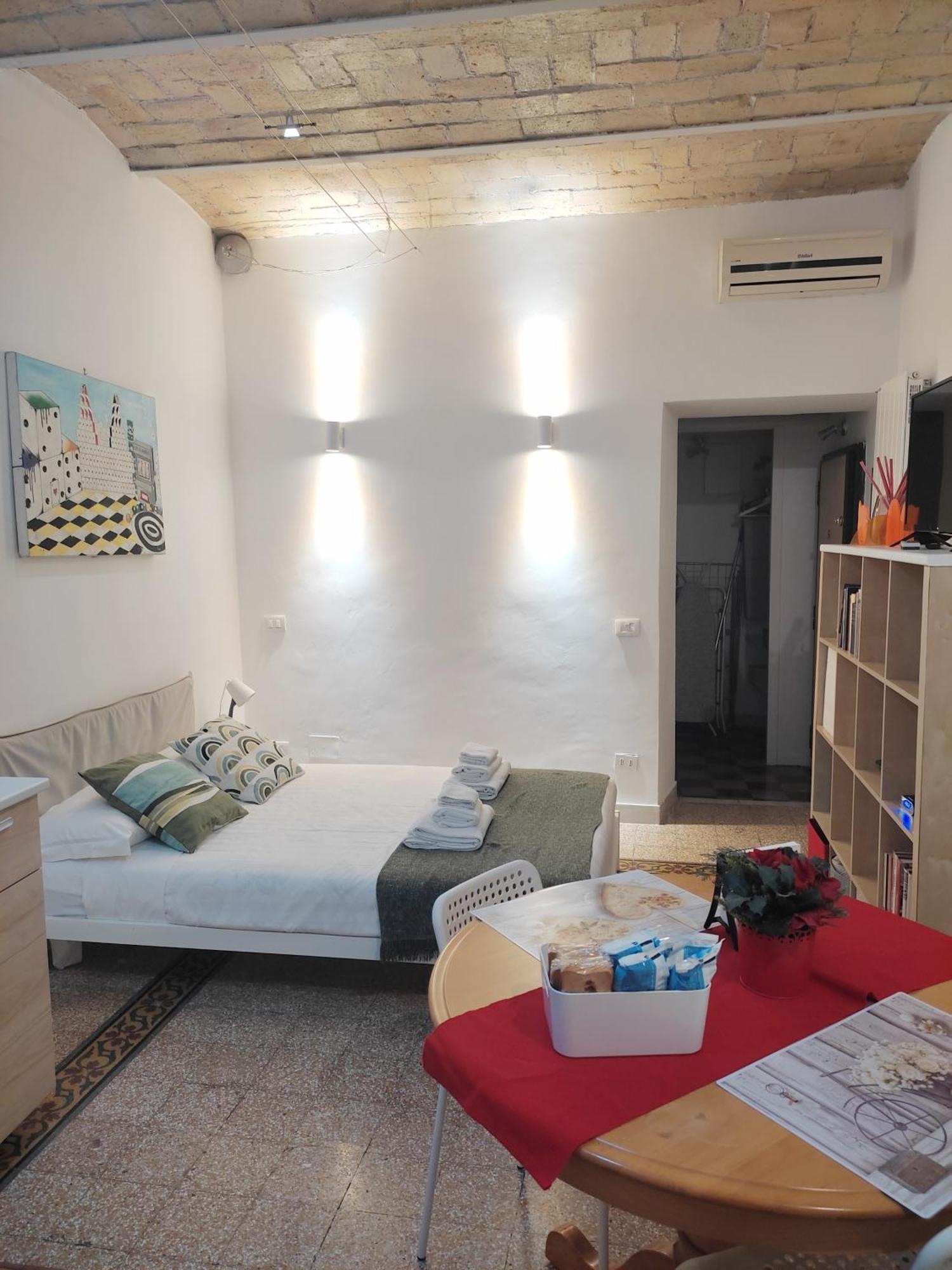 Grazioso Loft Vicino A San Giovanni E Metro C Рим Екстер'єр фото